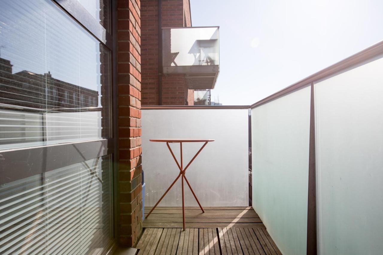 Luxury 2-Bed Flat Parking And Close To The Tube Λονδίνο Εξωτερικό φωτογραφία